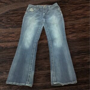 Maurices Medium Wash Bootcut Jeans Embroidered Sequin Pocket Size 9/10 Regular
